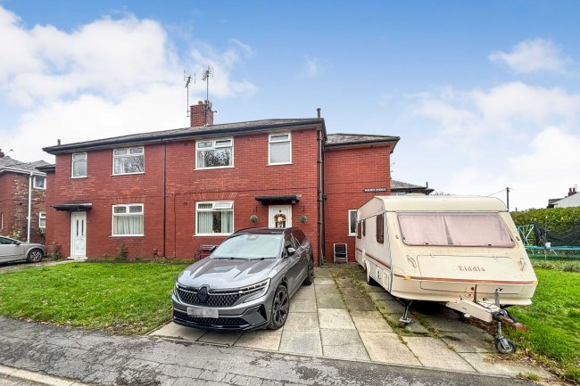 5 Walnut Avenue, Wigan WN1 3XE 6