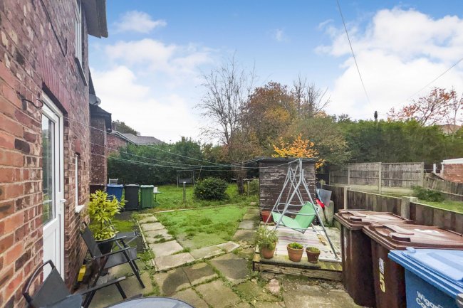 5 Walnut Avenue, Wigan WN1 3XE 6