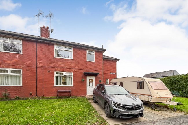 5 Walnut Avenue, Wigan WN1 3XE 6