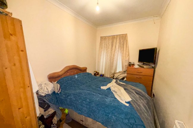 6 Walnut Avenue, Wigan WN1 3XE 4