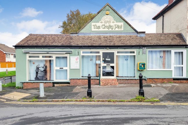 6, 8 & 10 Wassell Road, Halesowen, B63 4JU 7