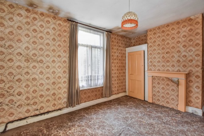 45 Purrett Road, Plumstead, London SE18 1JR 1