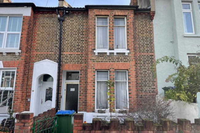 45 Purrett Road, Plumstead, London SE18 1JR 1