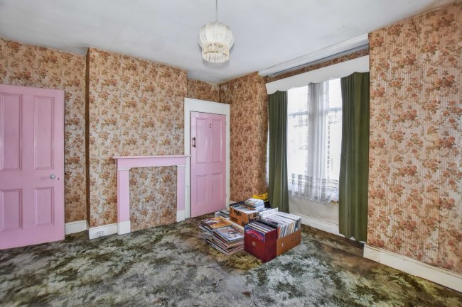 45 Purrett Road, Plumstead, London SE18 1JR 1