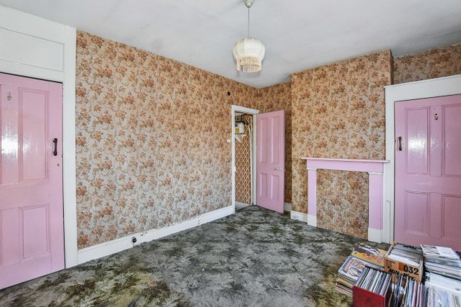 45 Purrett Road, Plumstead, London SE18 1JR 1