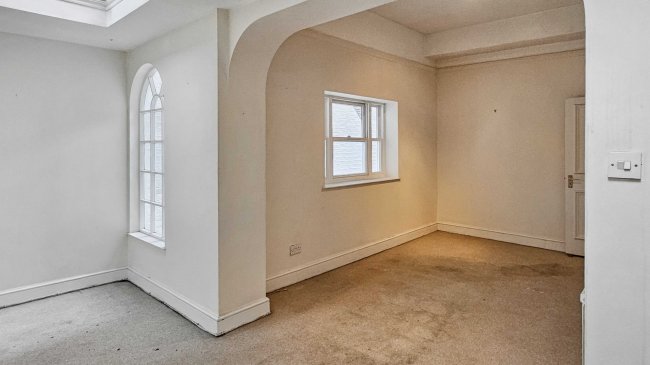 Flat 6 Edinburgh House, 56-57 Courtfield Gardens, London SW5 0NF 2