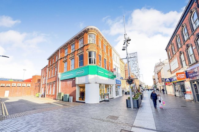 31-33 Victoria Street, Grimsby, DN31 1DL 1