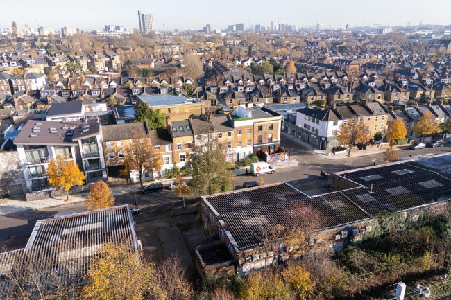 Unit 10 Latimer Road, Notting Hill, London, W10 6RQ 8