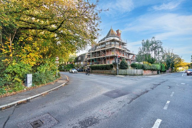 Flat 1 Overcourt, Stonepound, Keymer Road, Hassocks, West Sussex, BN6 8JR 3