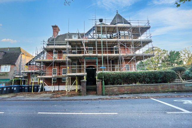 Flat 1 Overcourt, Stonepound, Keymer Road, Hassocks, West Sussex, BN6 8JR 3