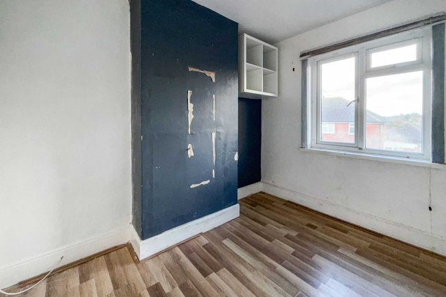 12 Lea Road, Lake, Sandown, Isle of Wight, PO36 9HX 1