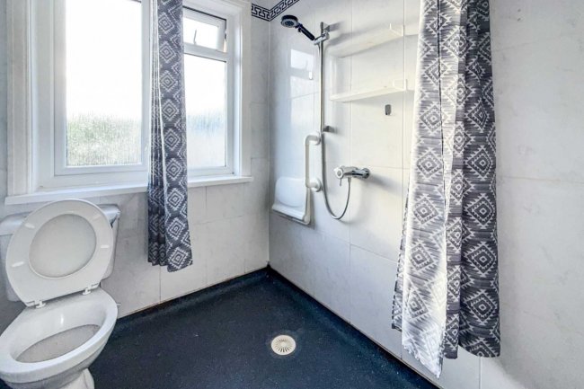 12 Lea Road, Lake, Sandown, Isle of Wight, PO36 9HX 1