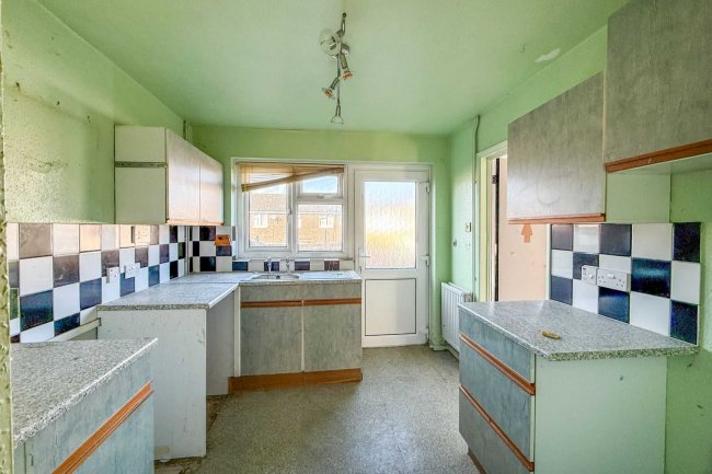 15 Osborne Road, East Cowes, Isle of Wight, PO32 6RY 3