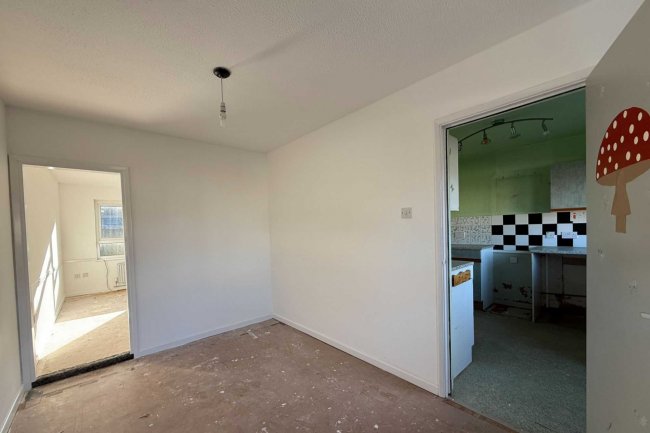 15 Osborne Road, East Cowes, Isle of Wight, PO32 6RY 3