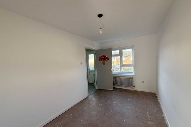 15 Osborne Road, East Cowes, Isle of Wight, PO32 6RY 3