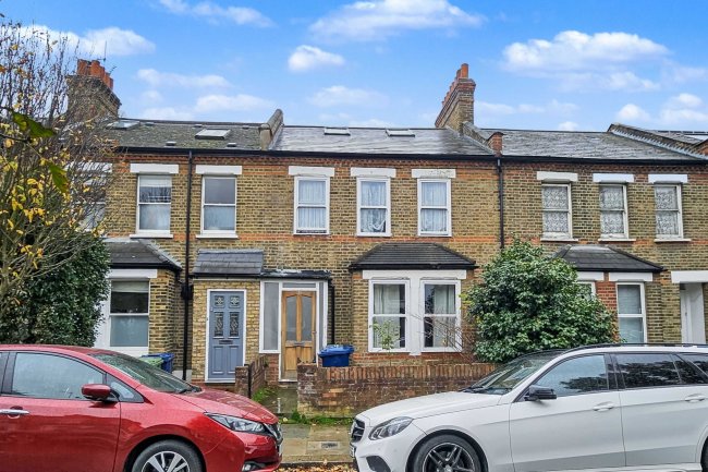136 Darwin Road, Ealing, London, W5 4BH 10