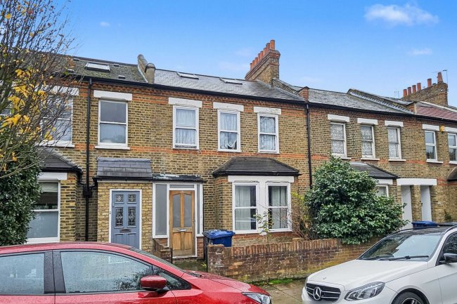 136 Darwin Road, Ealing, London, W5 4BH 10