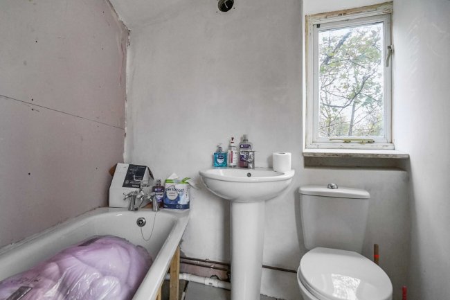 Land adjoining 124b Crofton Road, Peckham, London, SE5 8NA 8