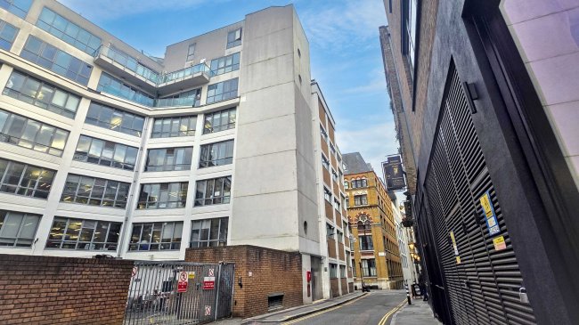 Flat 8 City View Apartments, 29A Saffron Hill, London EC1N 8AG 8