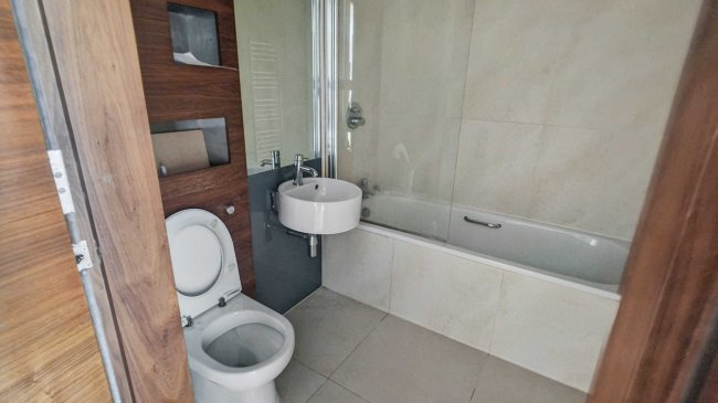 Flat 8 City View Apartments, 29A Saffron Hill, London EC1N 8AG 8
