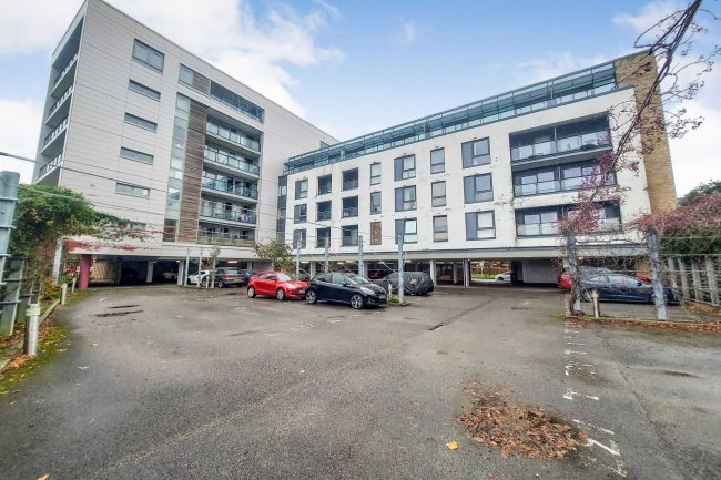 60 Alderney House, Ferry Court, Cardiff, CF11 0JT 4