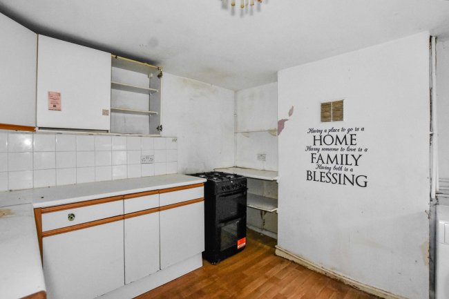 29 Waverley Road, Plumstead, SE18 7TL 3