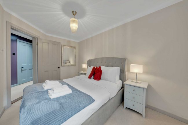 Flat 6, 24 Hans Place, Knightsbridge, London, SW1X 0JY 1