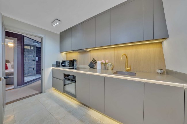 Flat 6, 24 Hans Place, Knightsbridge, London, SW1X 0JY 1