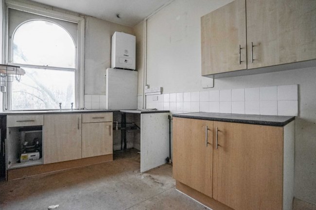 Flat B, 198 Stockwell Road, Brixton, London, SW9 9TB 5