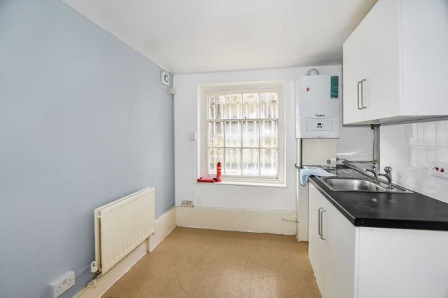 Flat A, 104 Peckham Hill Street, Peckham, London, SE15 5JT 1