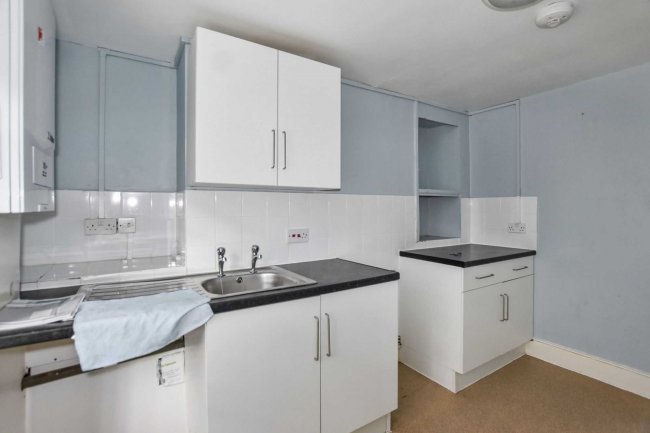 Flat A, 104 Peckham Hill Street, Peckham, London, SE15 5JT 1