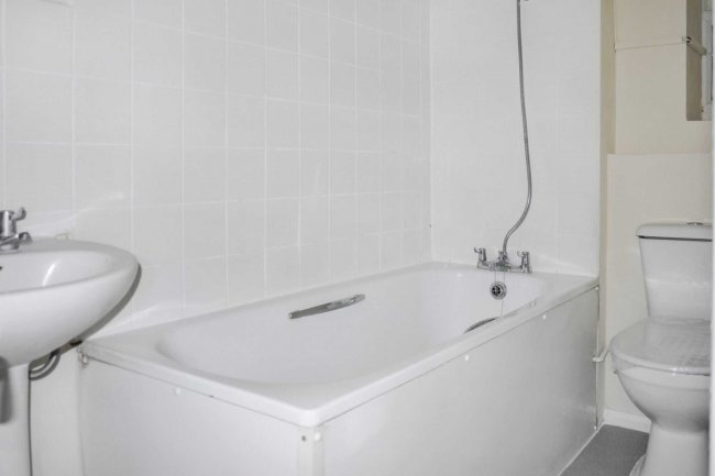 Flat 3 Miller House, Forster Road, London, SW2 4UY 3