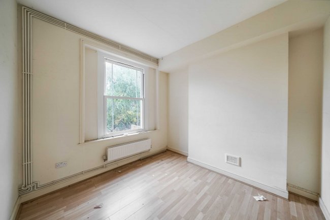 Flat B 164 Coldharbour Lane, London, SE5 9QH 6