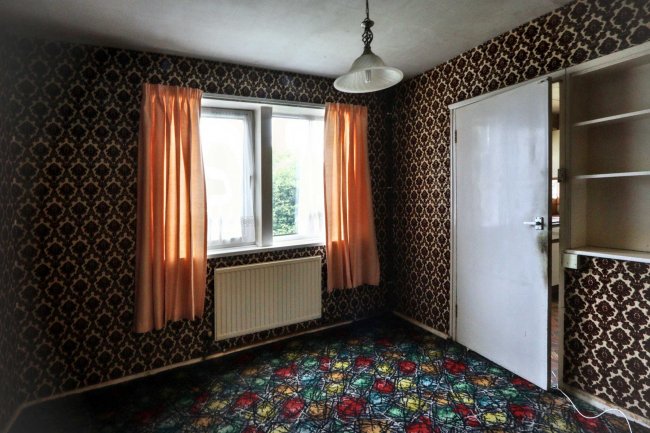 43 Wythburn Road, Chesterfield, Derbyshire, S41 8DP 1