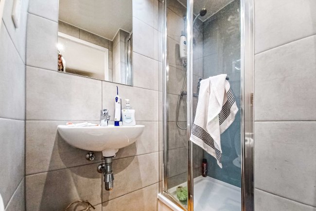 Studio 66, North Gate studios, Trafford St, Chester, CH1 3GW 5