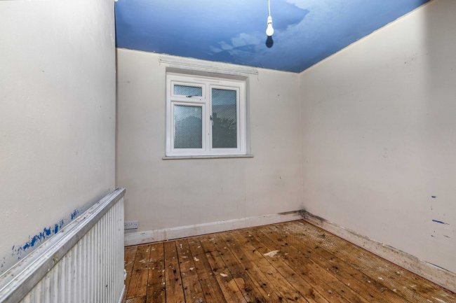 74 Lyal Road, Bow London E3 5QQ 8