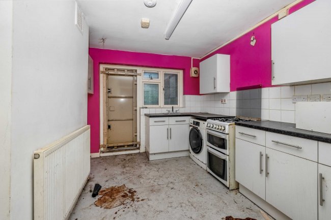 74 Lyal Road, Bow London E3 5QQ 8