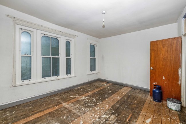 74 Lyal Road, Bow London E3 5QQ 8