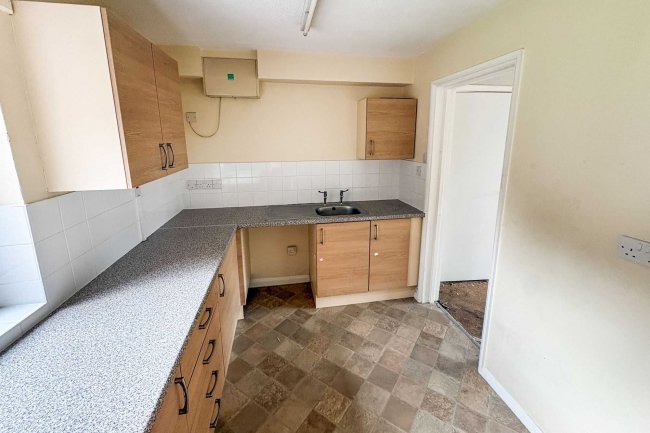 85 Waiblingen Way, Devizes, Wiltshire SN10 2BW 1