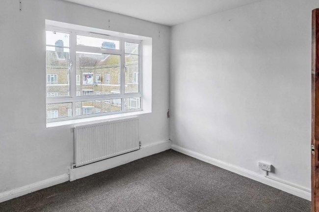 Flat 110, Phipps House, Australia Road, London, W12 7QF 3