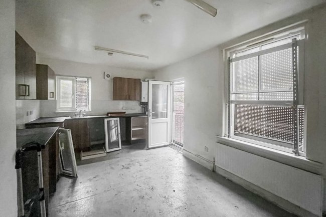 117 Penwith Road, Earlsfield, London SW18 4PY 9