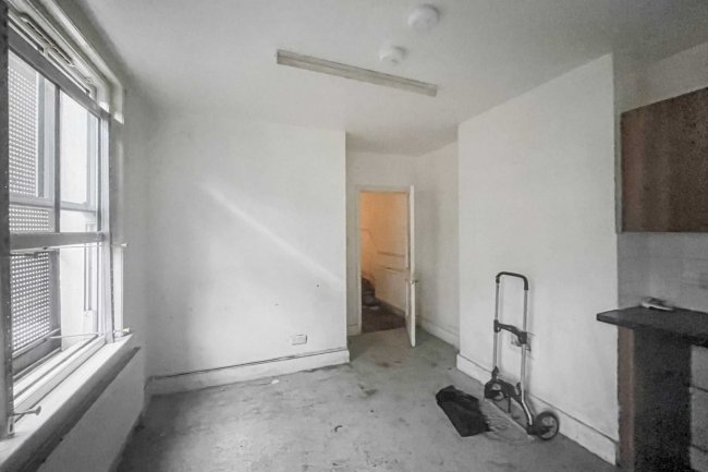 117 Penwith Road, Earlsfield, London SW18 4PY 9