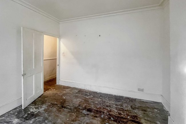 117 Penwith Road, Earlsfield, London SW18 4PY 9