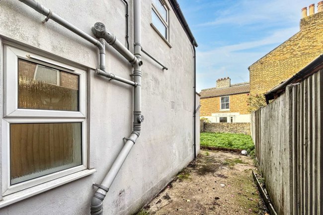 76a Meeting House Lane, Peckham, London SE15 2TX 10