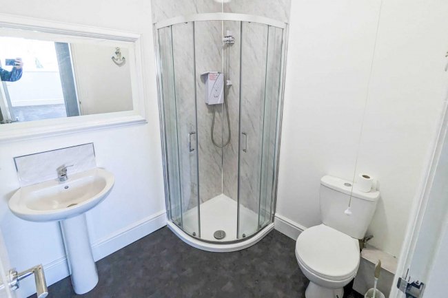 48 Holderness Road, Hull, HU9 1ED 9