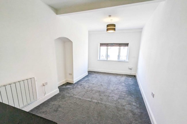 48 Holderness Road, Hull, HU9 1ED 9