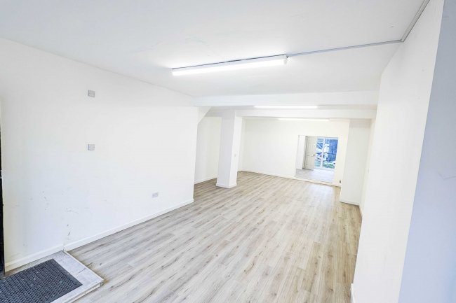 48 Holderness Road, Hull, HU9 1ED 9