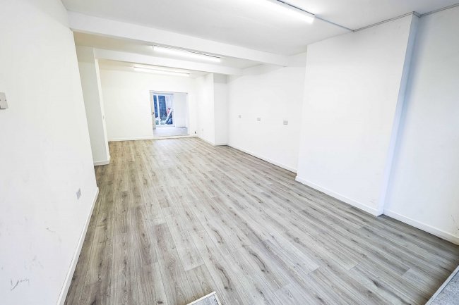 48 Holderness Road, Hull, HU9 1ED 9