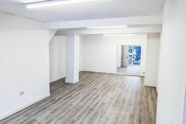 48 Holderness Road, Hull, HU9 1ED 9