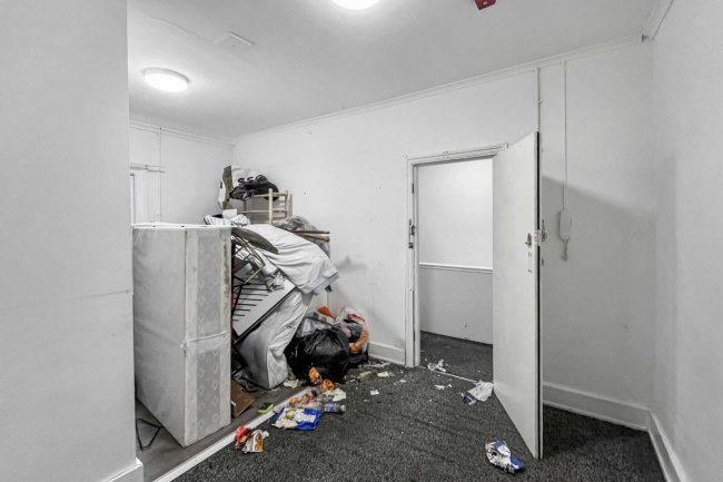 304A High Street, Sutton, Surrey, SM1 1PQ 6